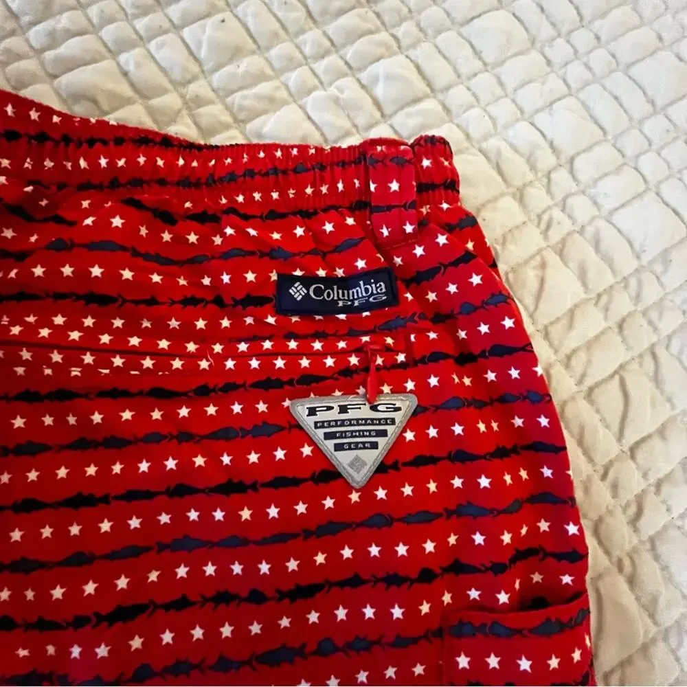 Columbia PFG Mens Red, White and Blue lined swim trunks XL